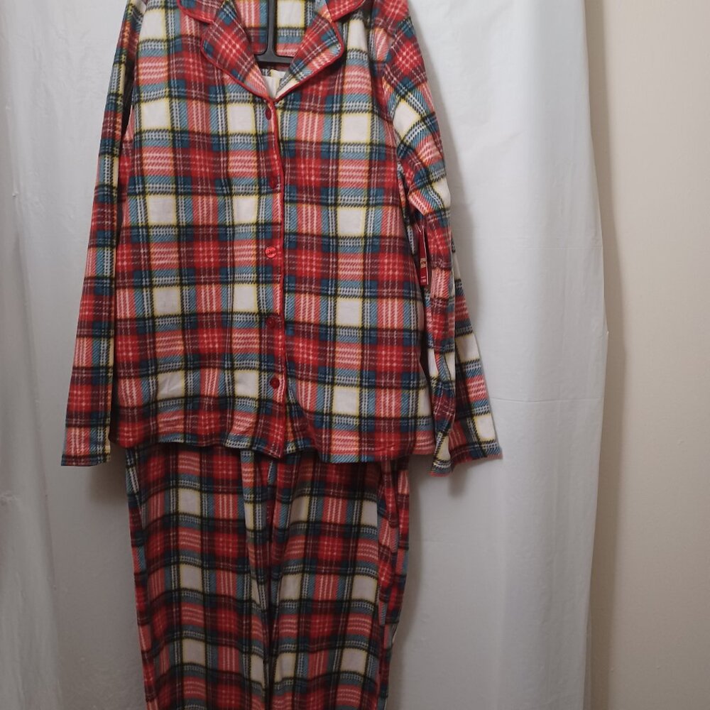 JAMMIES FOR YOUR FAMILIES WOMEN'S LONG SLEEVE FLEECE PLAID PRINT PAJAMA SET